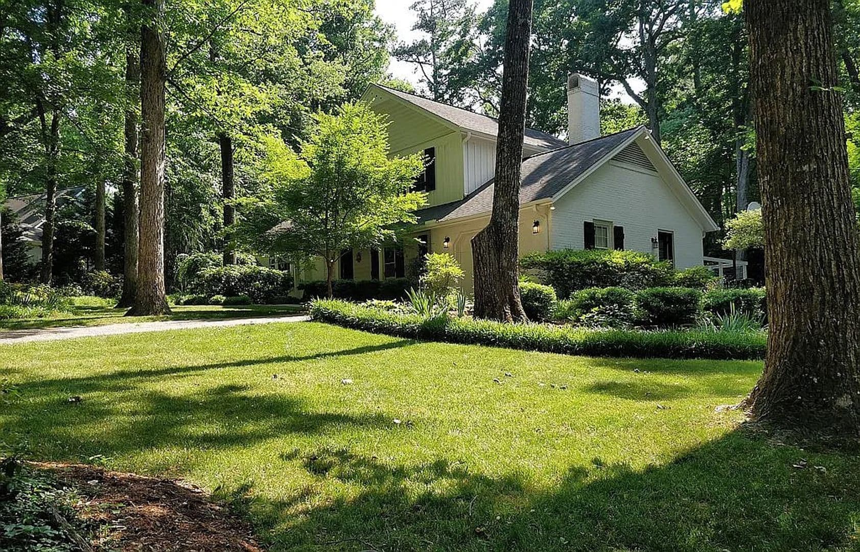 Cary House: 1513 Kilarney Dr