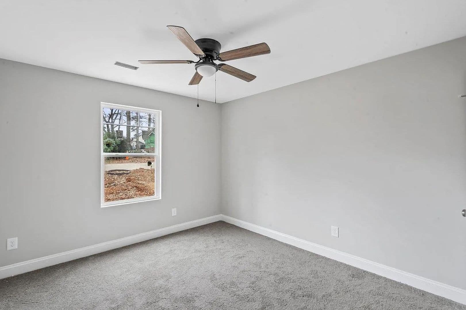 Charlotte House: 2628 Kenhill Dr