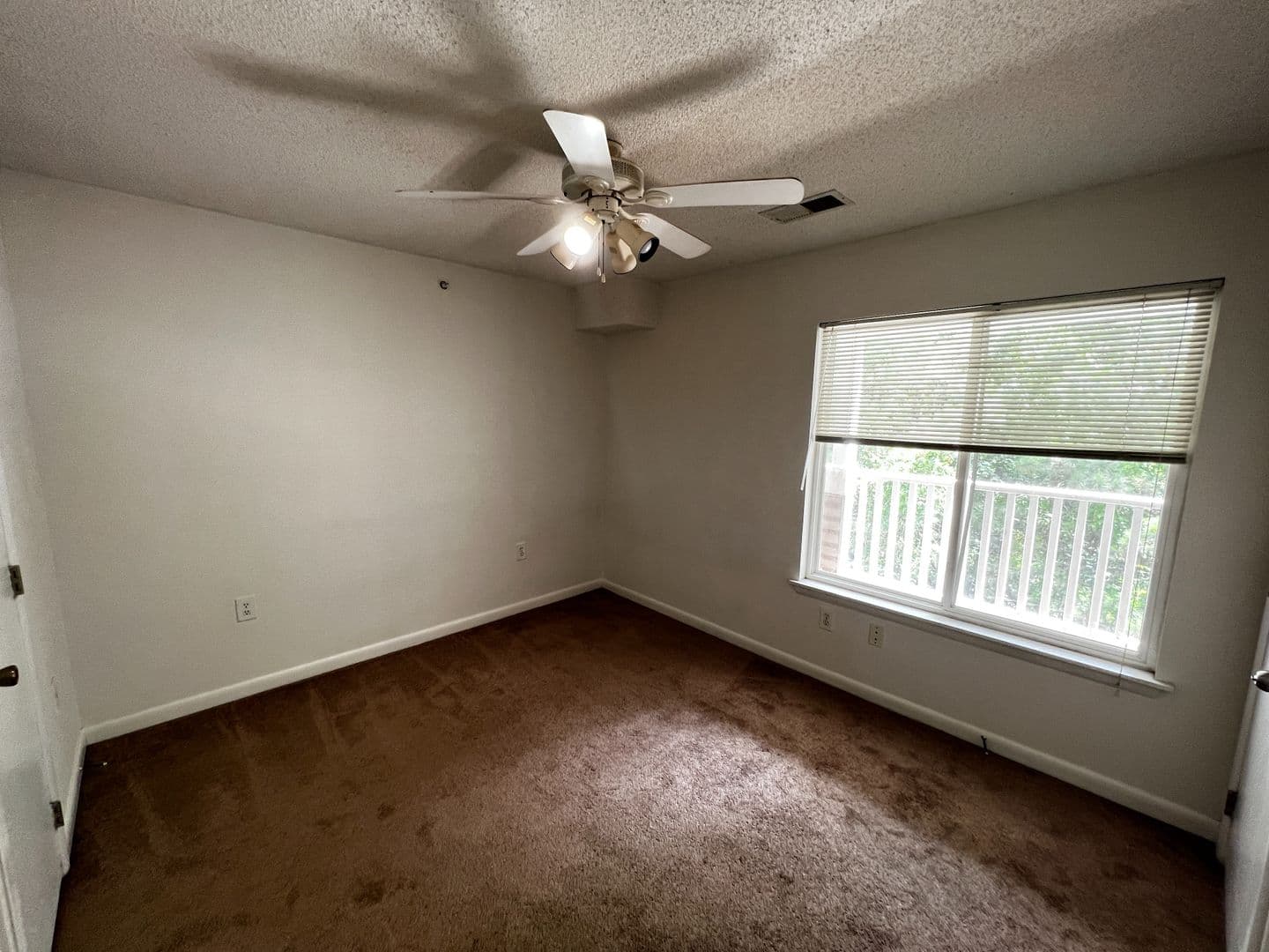 Raleigh House: 1321 #304 Crab Orchard Dr