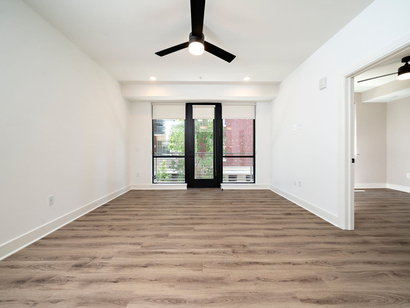 Raleigh House: 615 W Peace St
