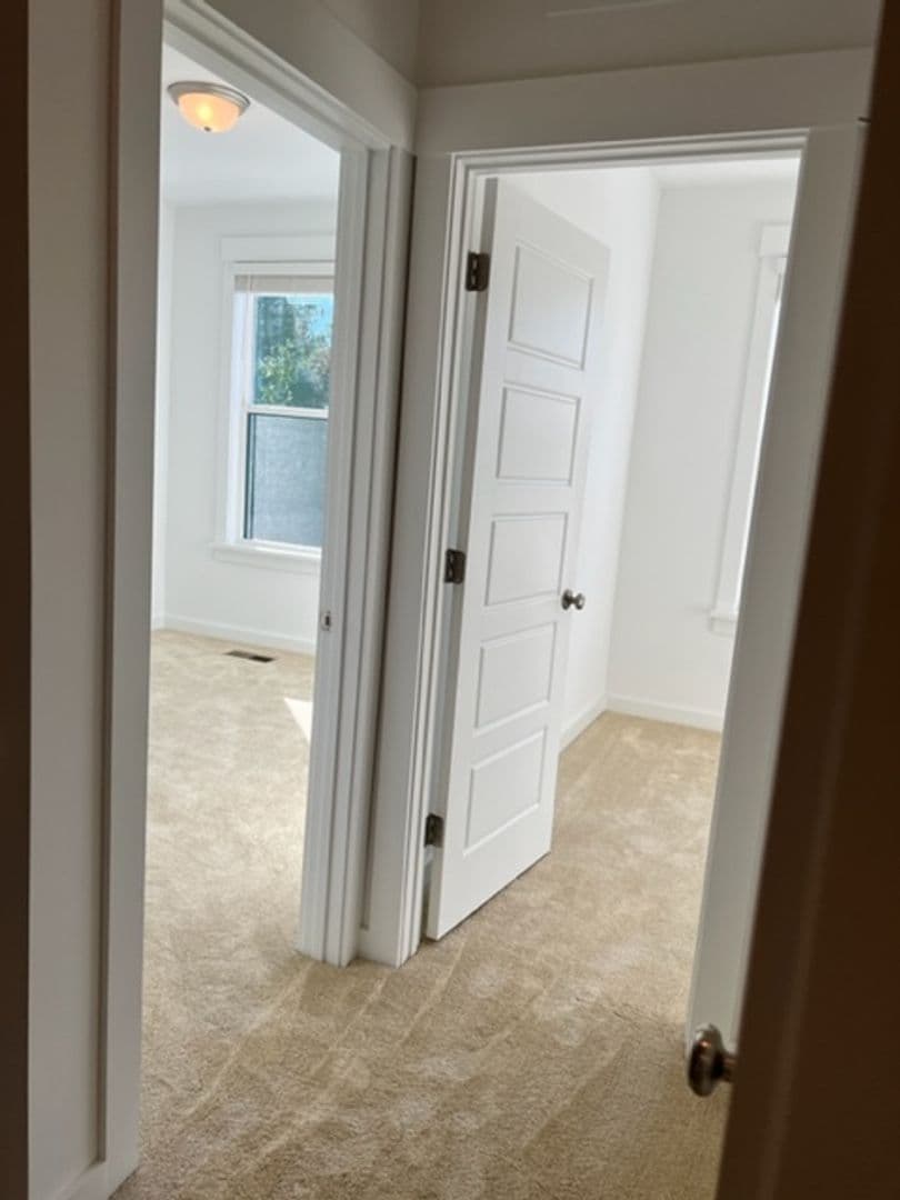 Cary House: 1110 Kiernan Grove Ln