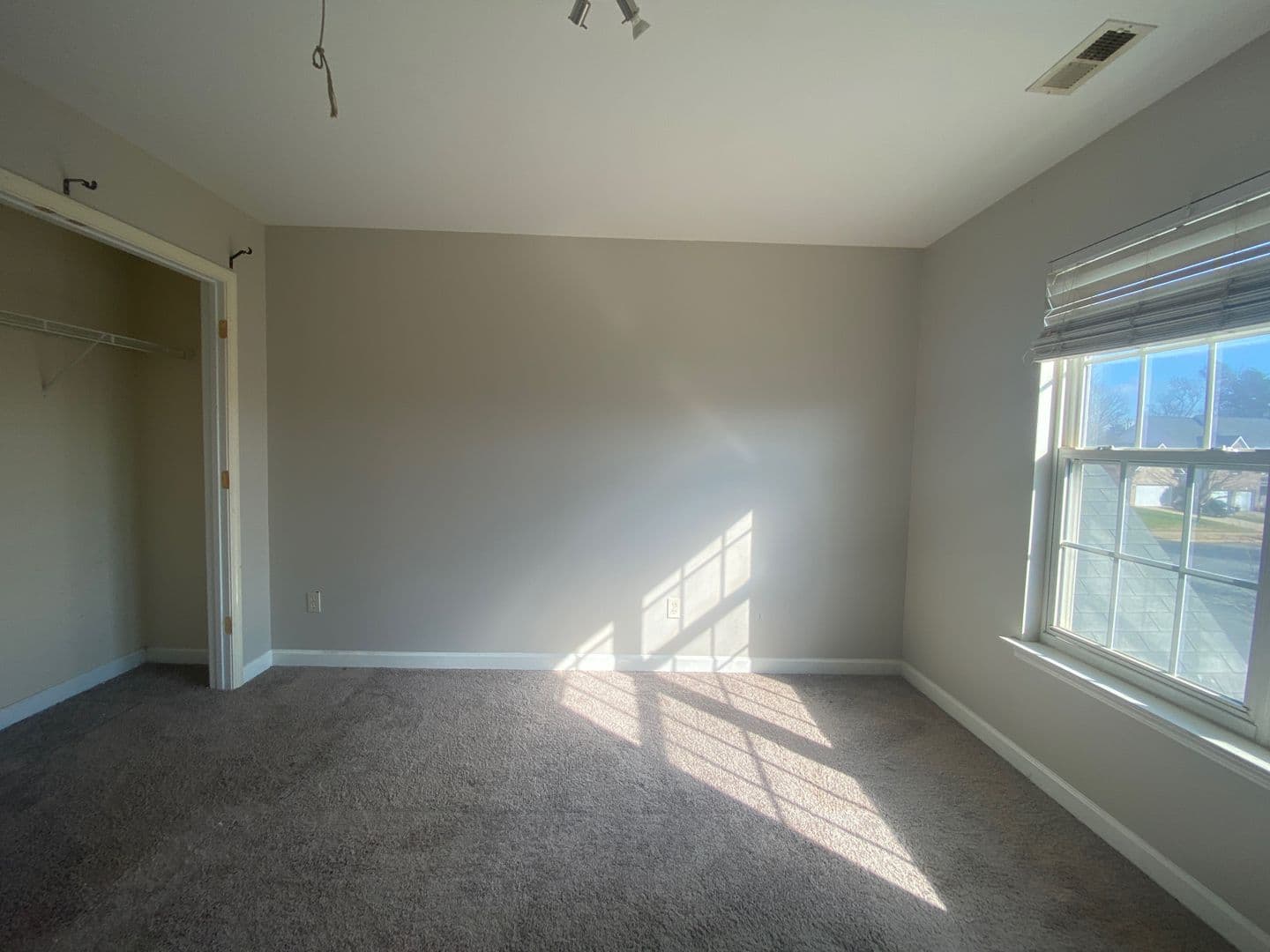 Charlotte House: 12129 Hampton Pl Dr