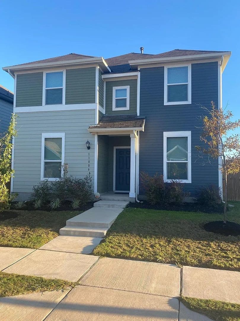 Austin House: 11806 Clayton Creek Ave