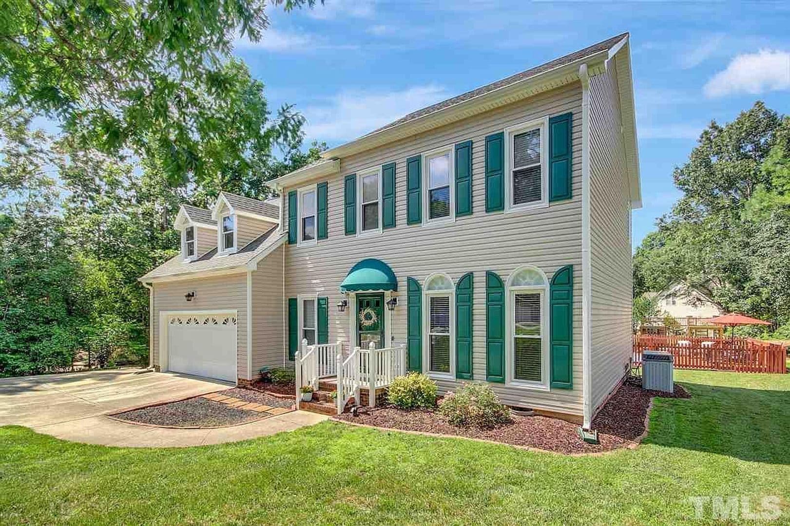 Raleigh House: 3209 Daingerfield Dr