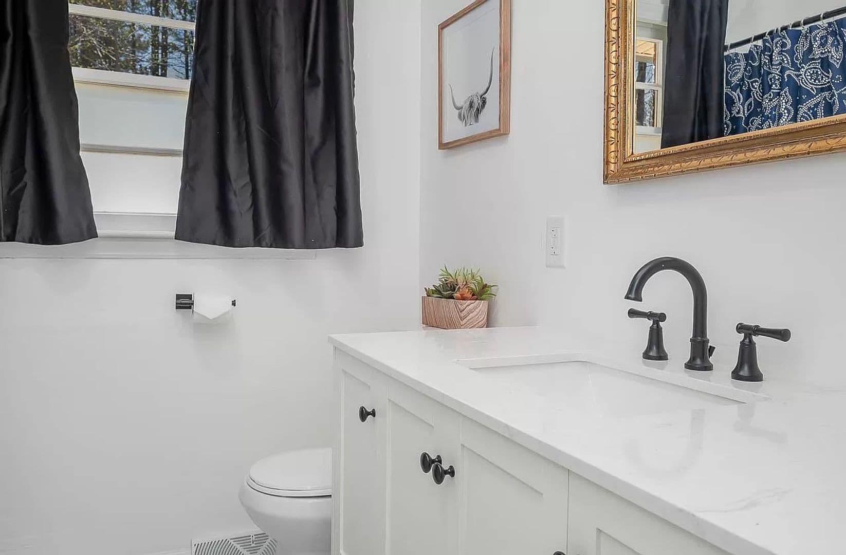 Durham House: 123 Archdale Dr