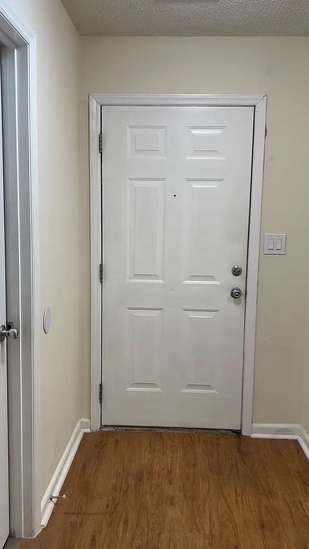 Raleigh House: 1120 Carlton Ave