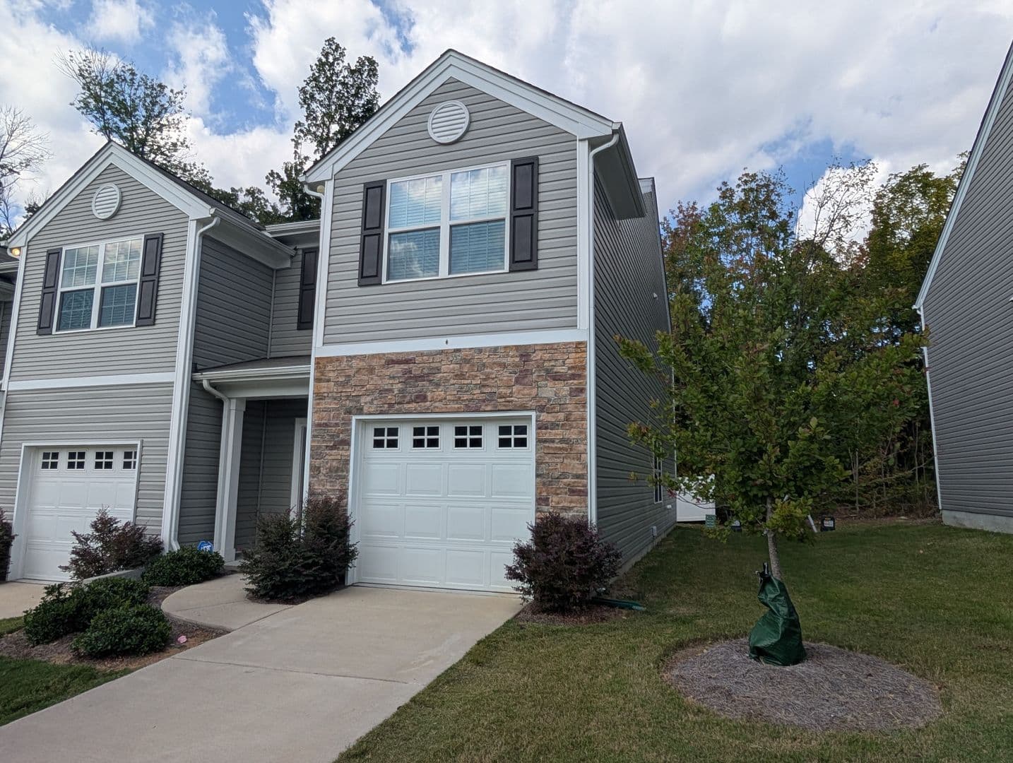 Charlotte House: 7022 North Mills Rd