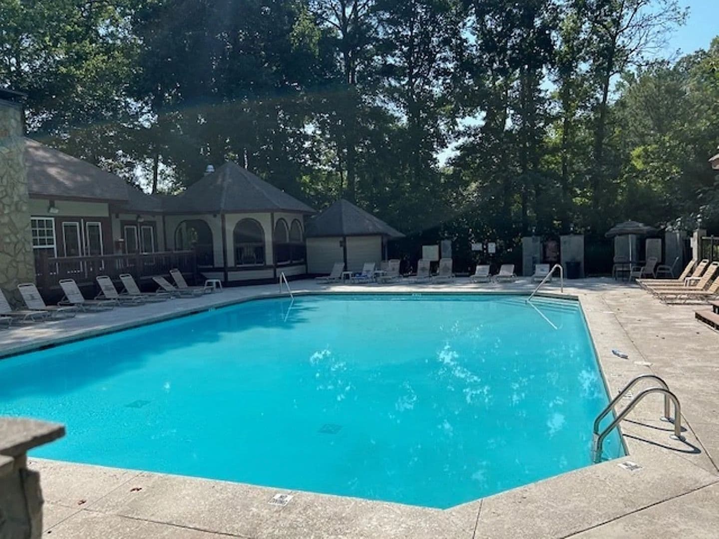 Alpharetta House: 714 Cypress Pointe St