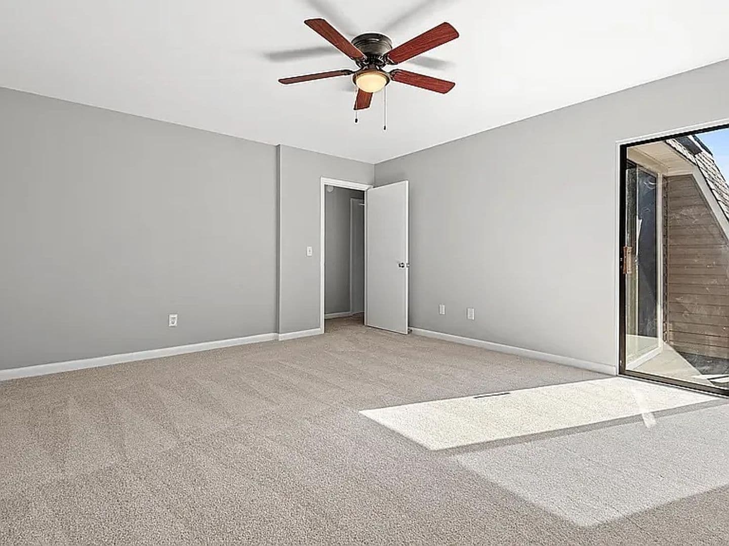 Chapel Hill House: 230 Finley Forest Dr