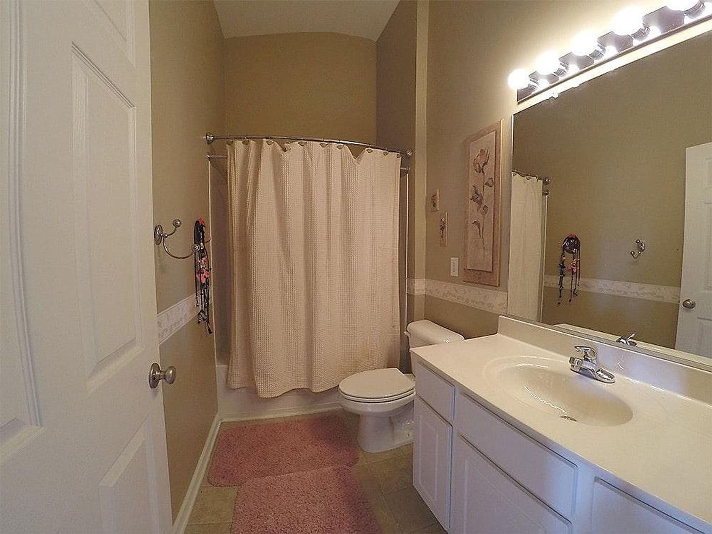 Apex House: 1511 Haywards Heath Ln