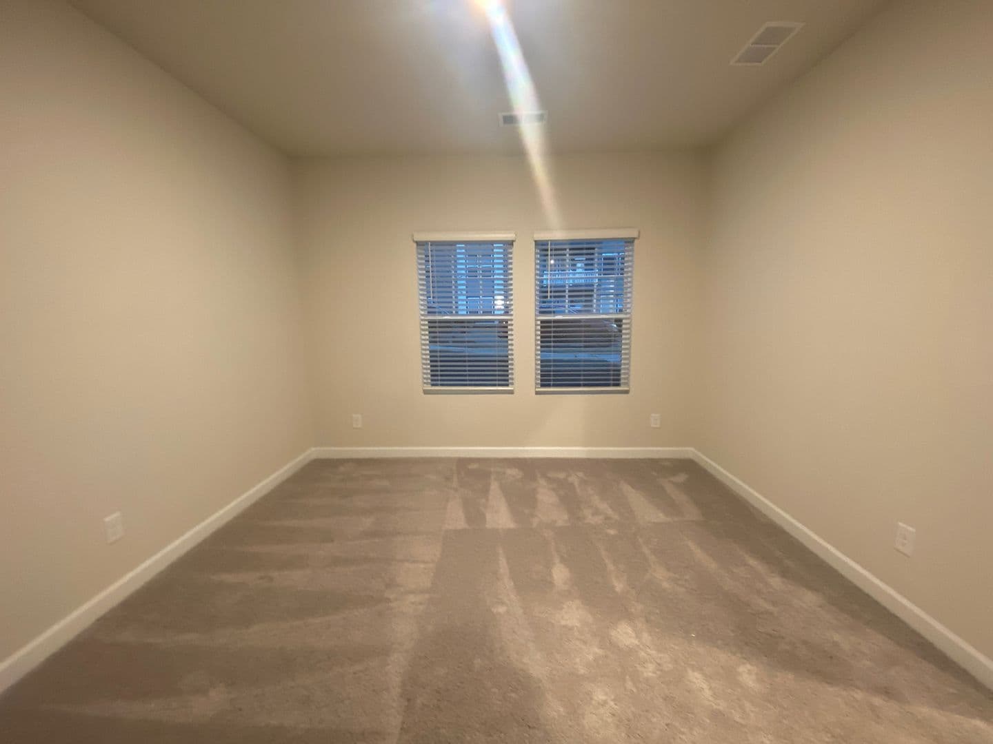 Charlotte House: 3762 Memorial Pkwy