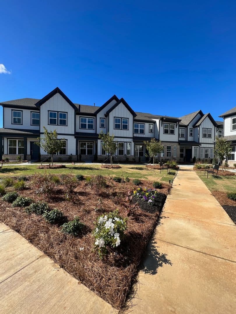 Harrisburg House: 5708 Rivulet Wy