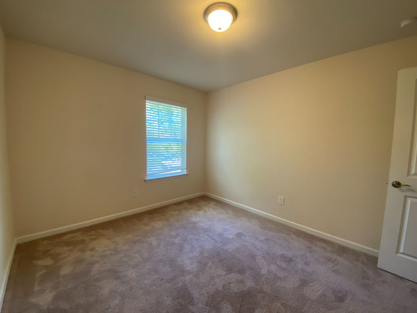 Charlotte House: 8517 Sharonbrook Dr