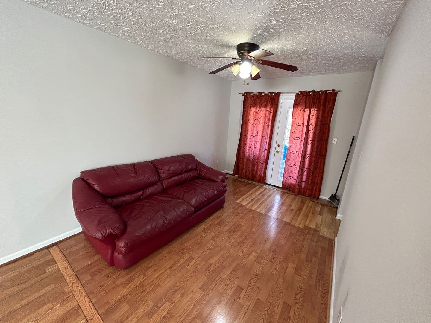 Raleigh House: 7113 Beaverwood Dr