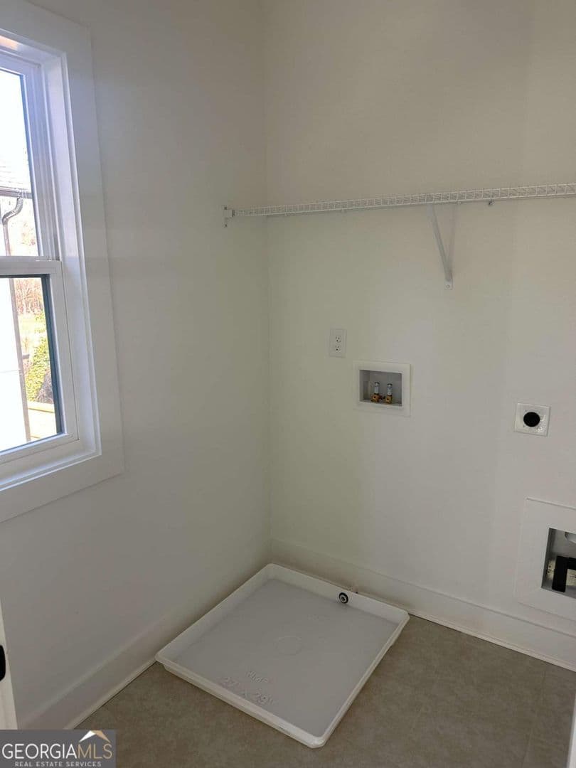 Atlanta House: 1239 Plaza Ave SW