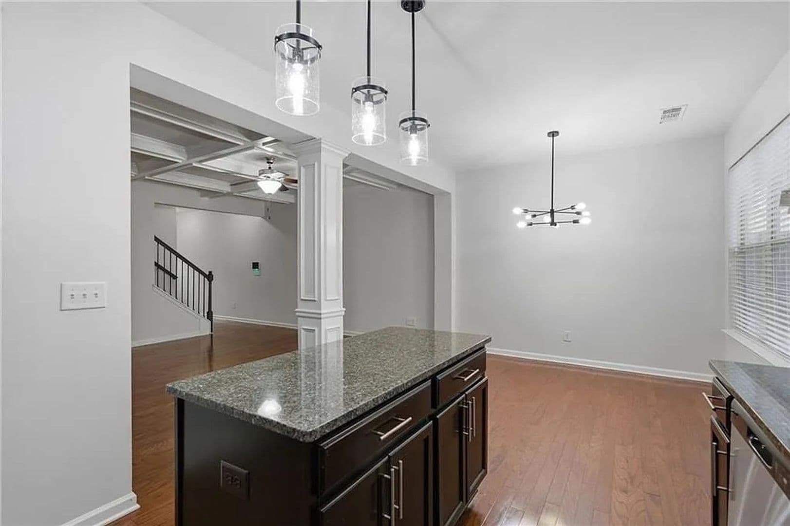 Lilburn House: 1697 Paxton Dr SW