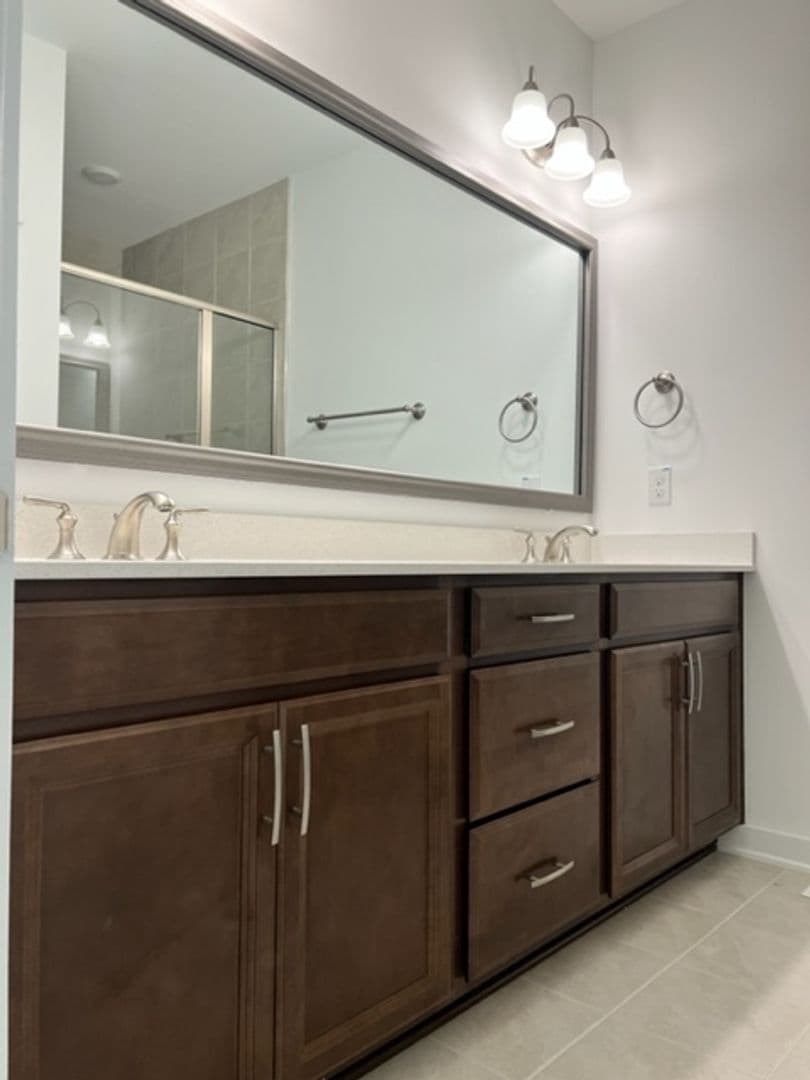 Cary House: 1110 Kiernan Grove Ln