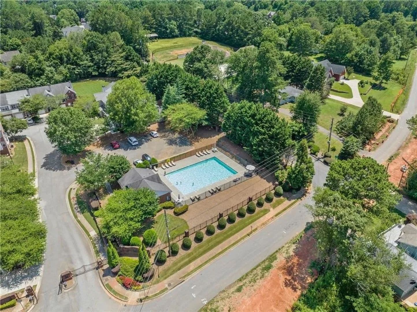 Buford House: 4202 Chatham Ridge Dr