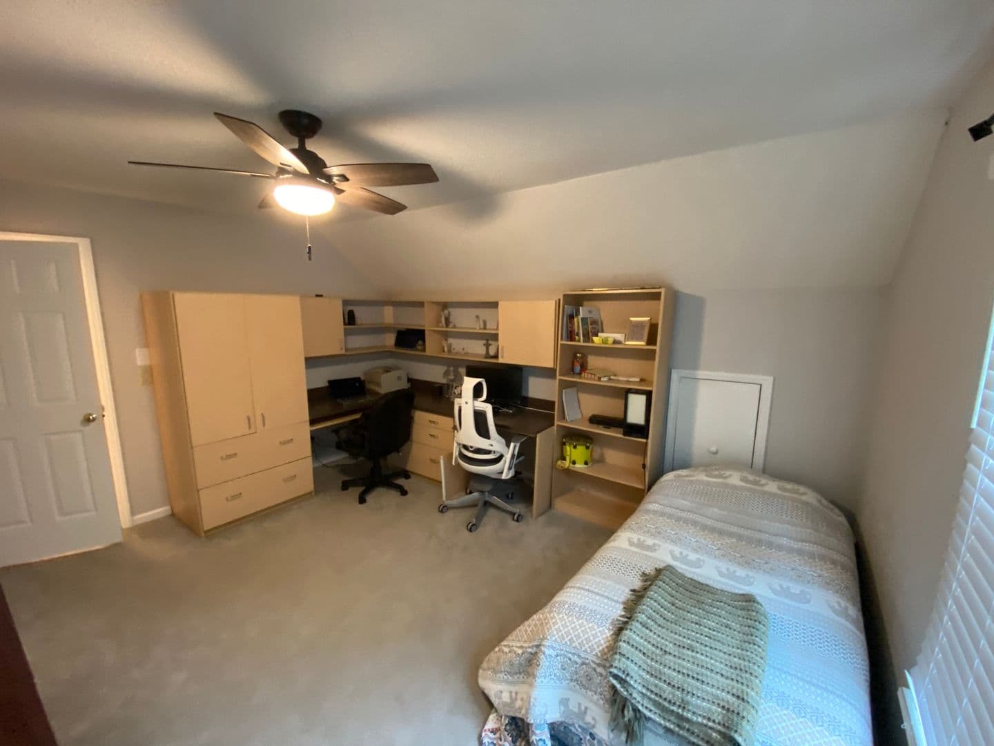 Raleigh House: 3209 Daingerfield Dr