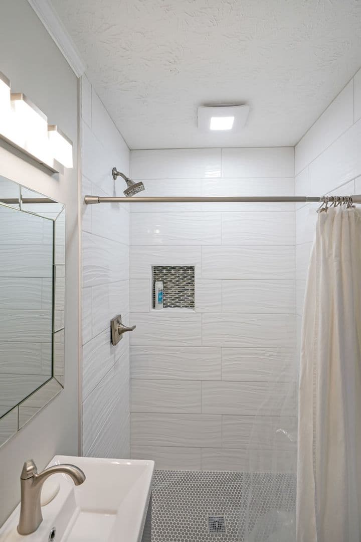Stone Mountain House: 752 Mountainbrooke Cir SW