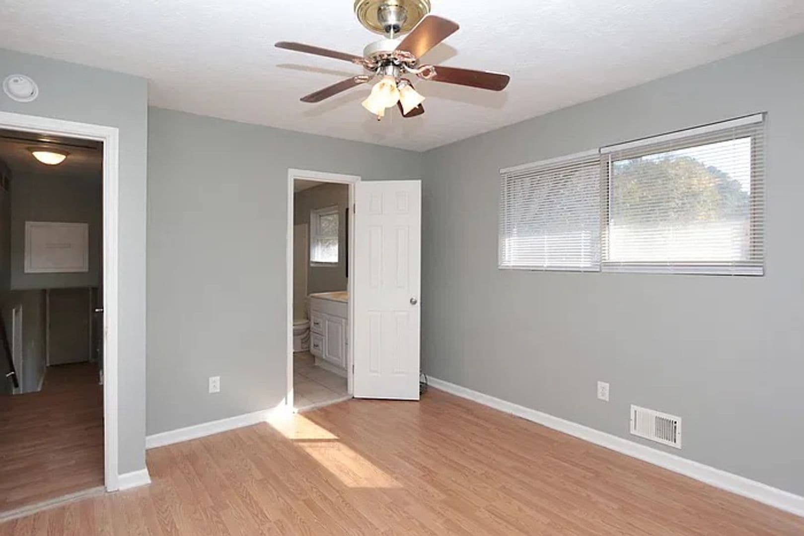 College Park House: 3650 Leisure Ln