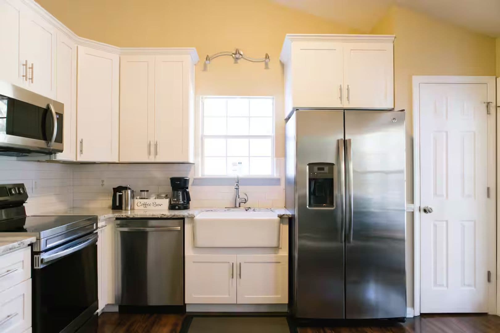 Youngsville House: 7000 Sandy Pines Dr
