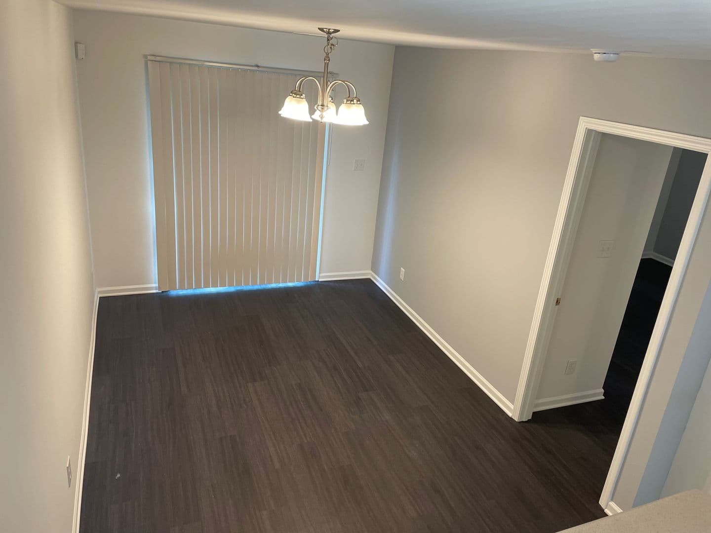 Charlotte House: 913 Tennyson Dr