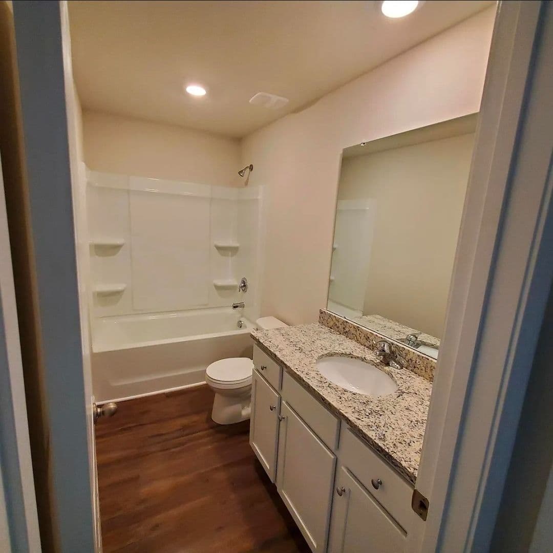 Charlotte House: 9111 Creedmore Hills Dr