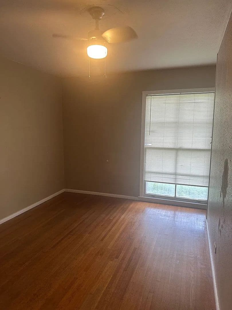 San Antonio House: 1203 Arroya Vista Dr