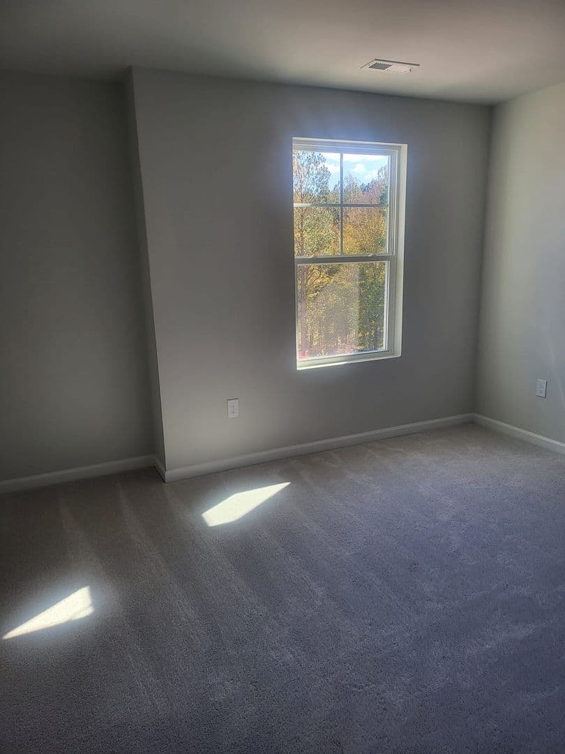 Durham House: 3048 Castle Loch Ln