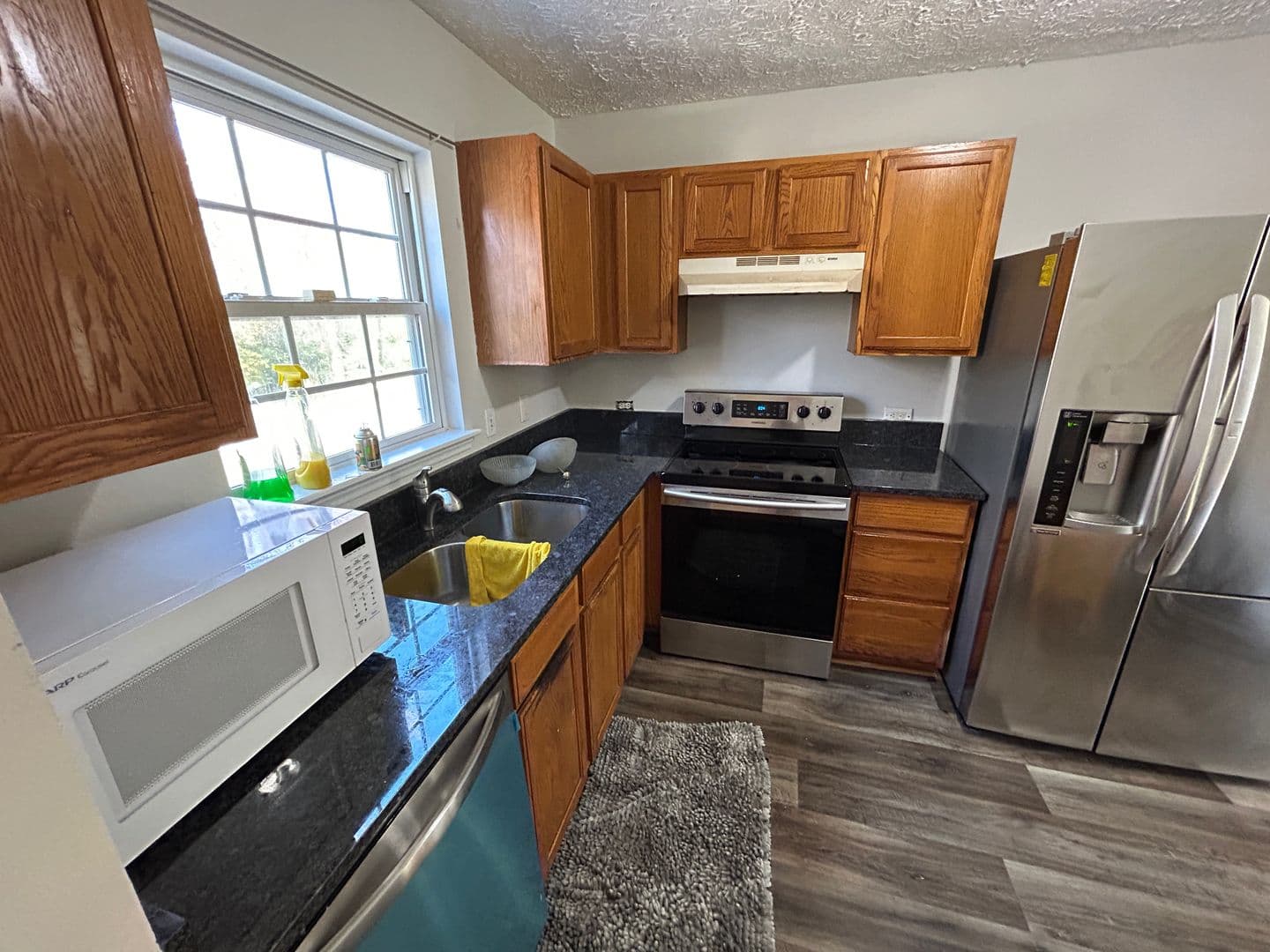 Raleigh House: 7113 Beaverwood Dr