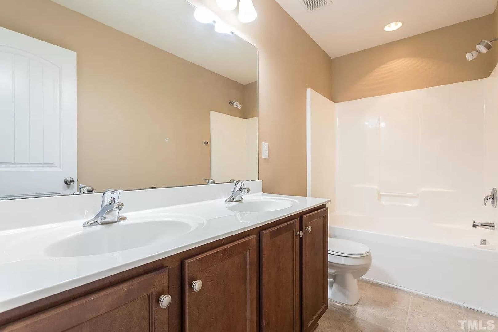 Raleigh House: 3243 Warm Springs Ln