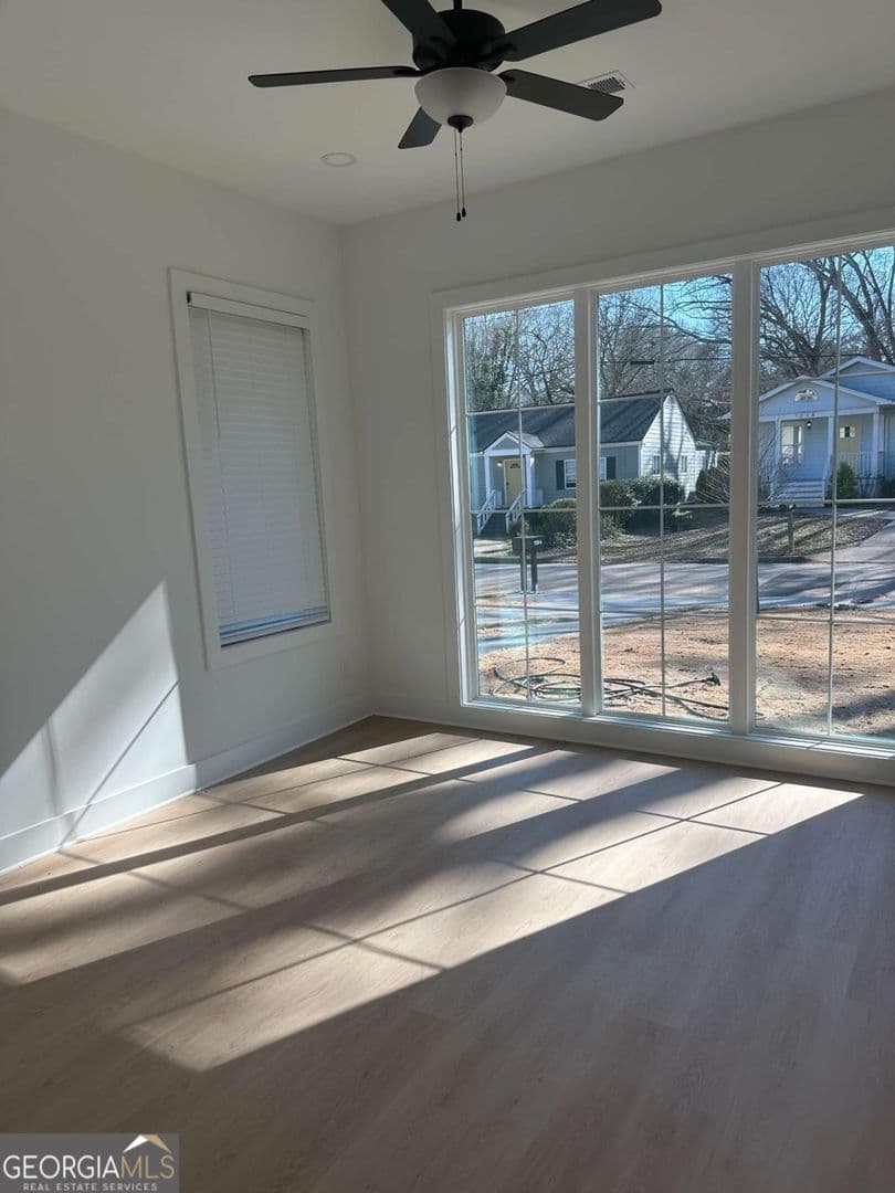 Atlanta House: 1239 Plaza Ave SW
