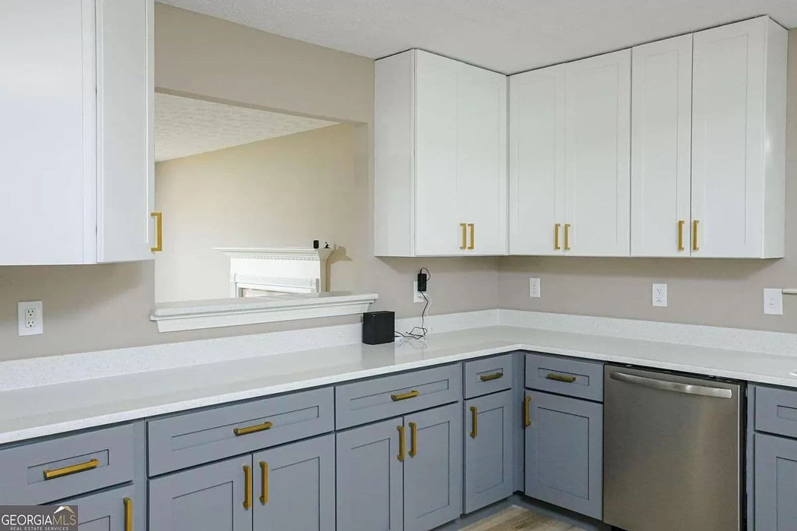 Decatur House: 3840 Brown Dr