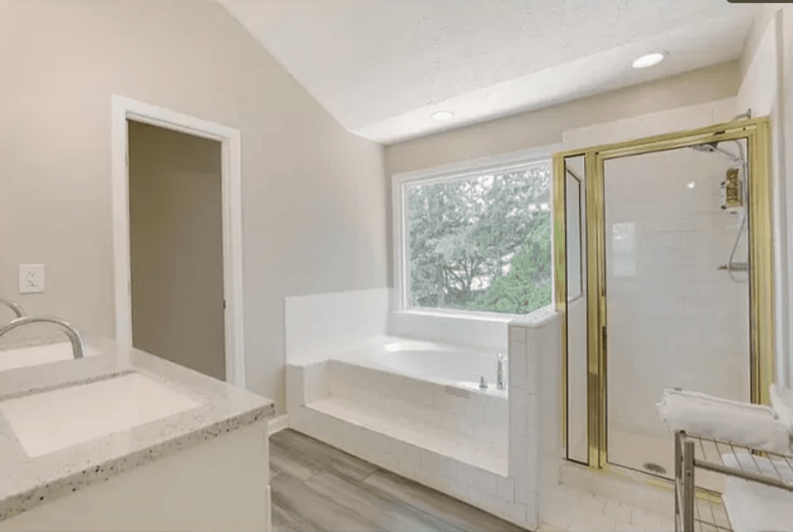 Lithonia House: 7136 Woodstone Dr