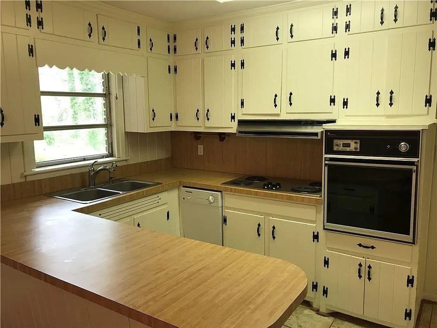 Smyrna House: 805 Flagler Cir