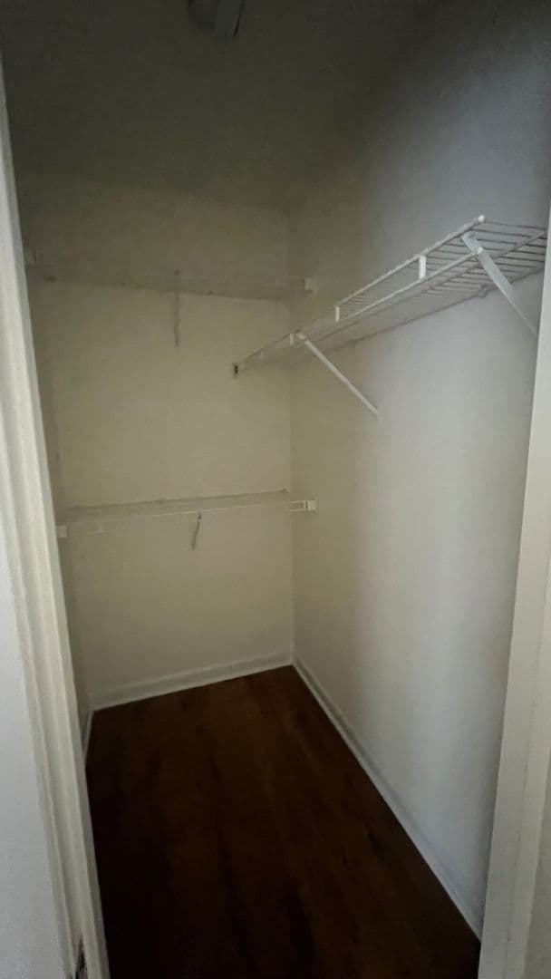 Raleigh House: 1411 Collegiate Cir