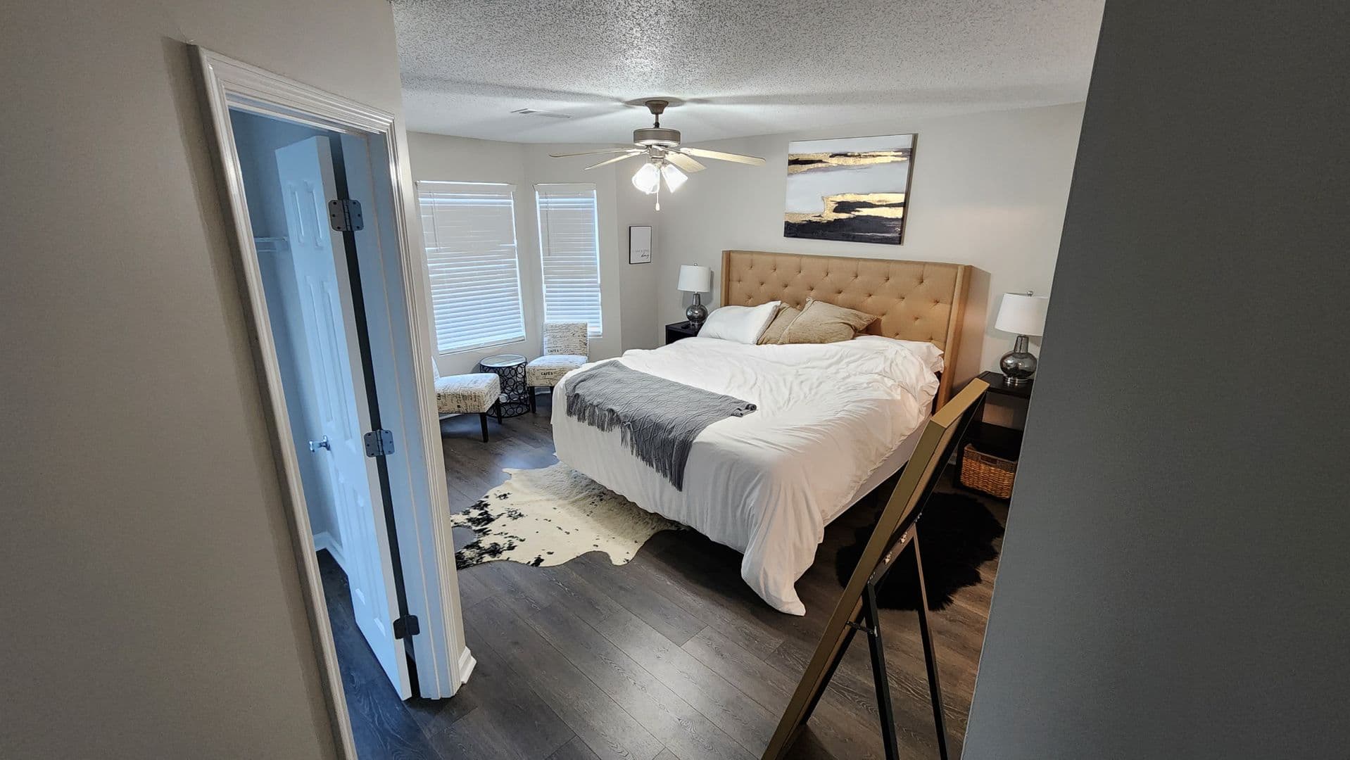College Park House: 4850 W Park Cir
