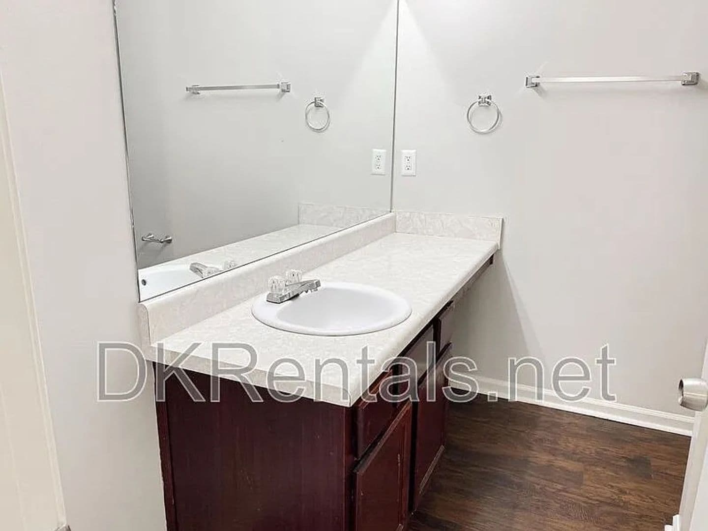 East Point House: 4416 Stone Gate Way
