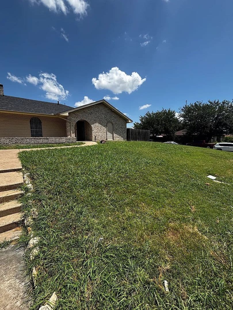Fort Worth House: 8300 El Retiro Rd