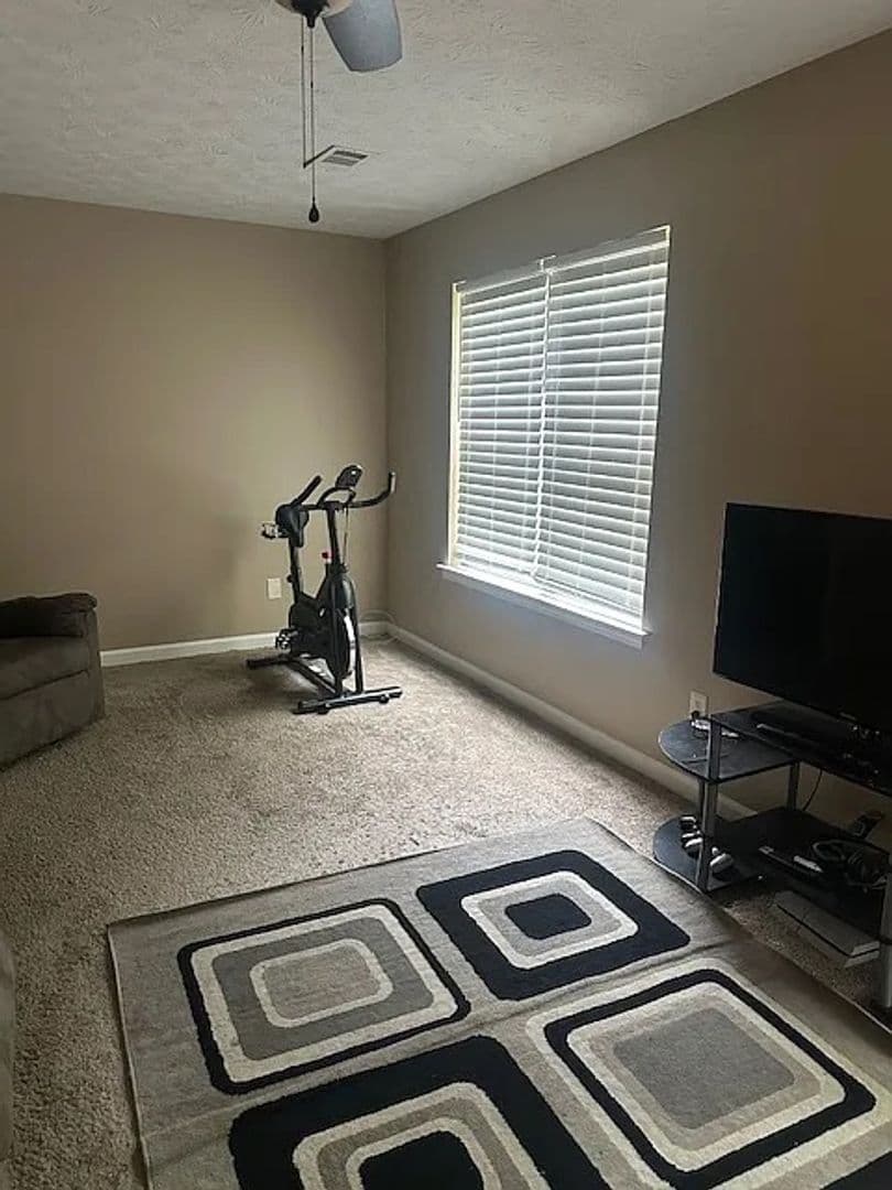 Lithonia House: 6176 Valley Green Rd
