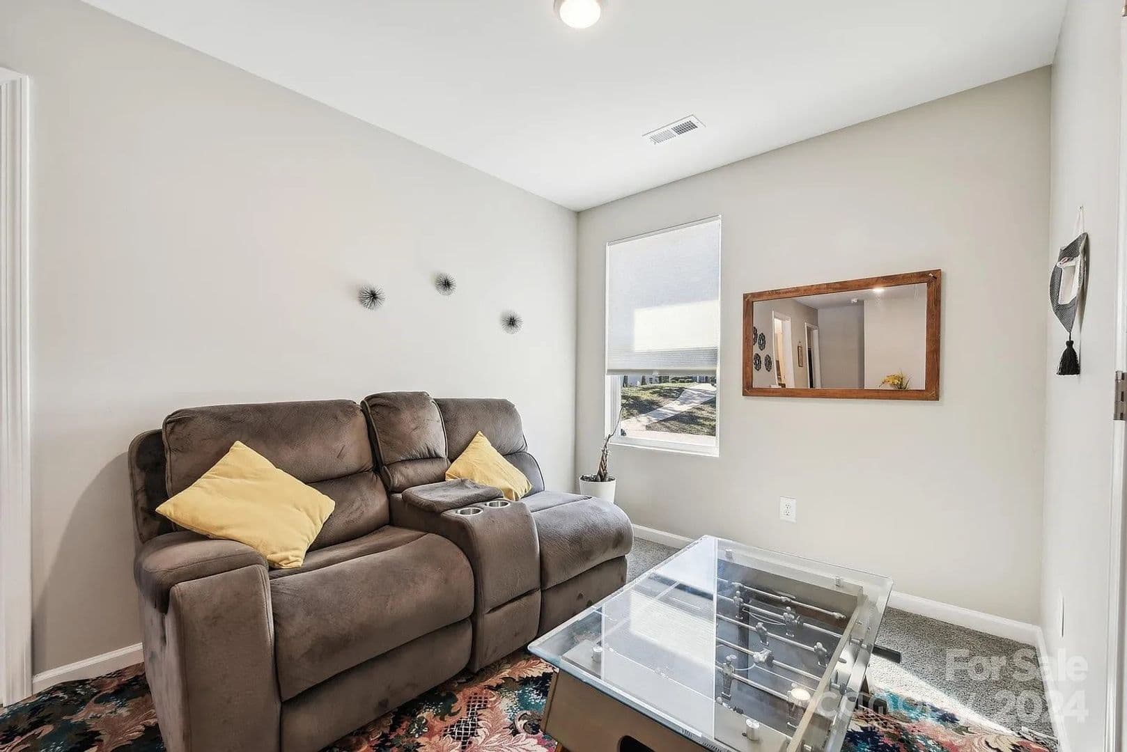Charlotte House: 7608 Denbur Dr