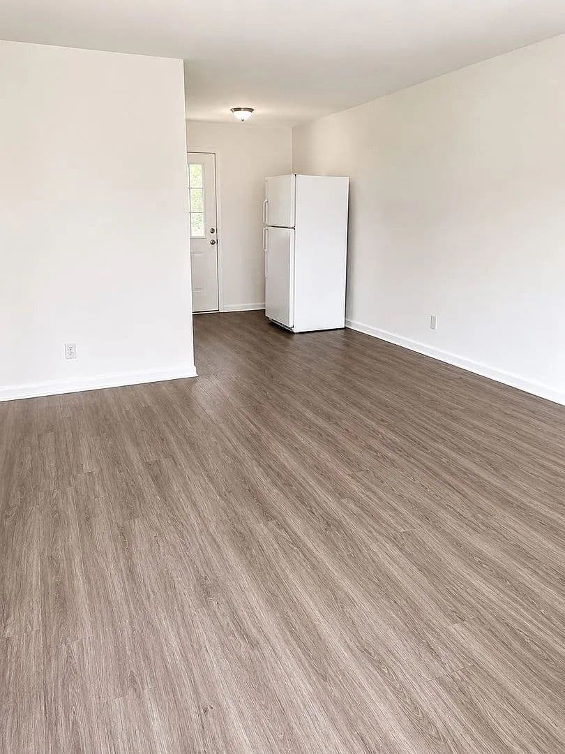 Greensboro House: 3940 Overland Heights