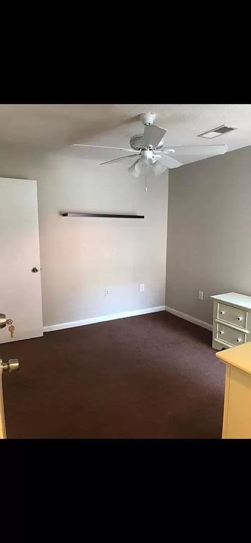 Raleigh House: 1220 University Ct