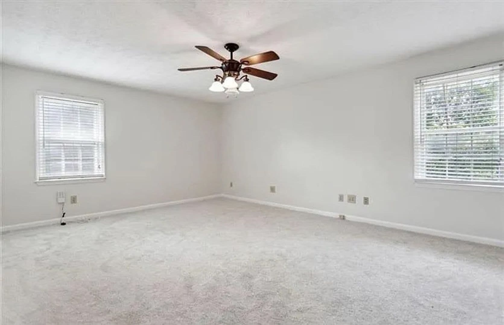 Snellville House: 3081 Brooks Dr