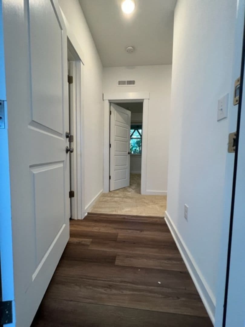 Cary House: 1110 Kiernan Grove Ln