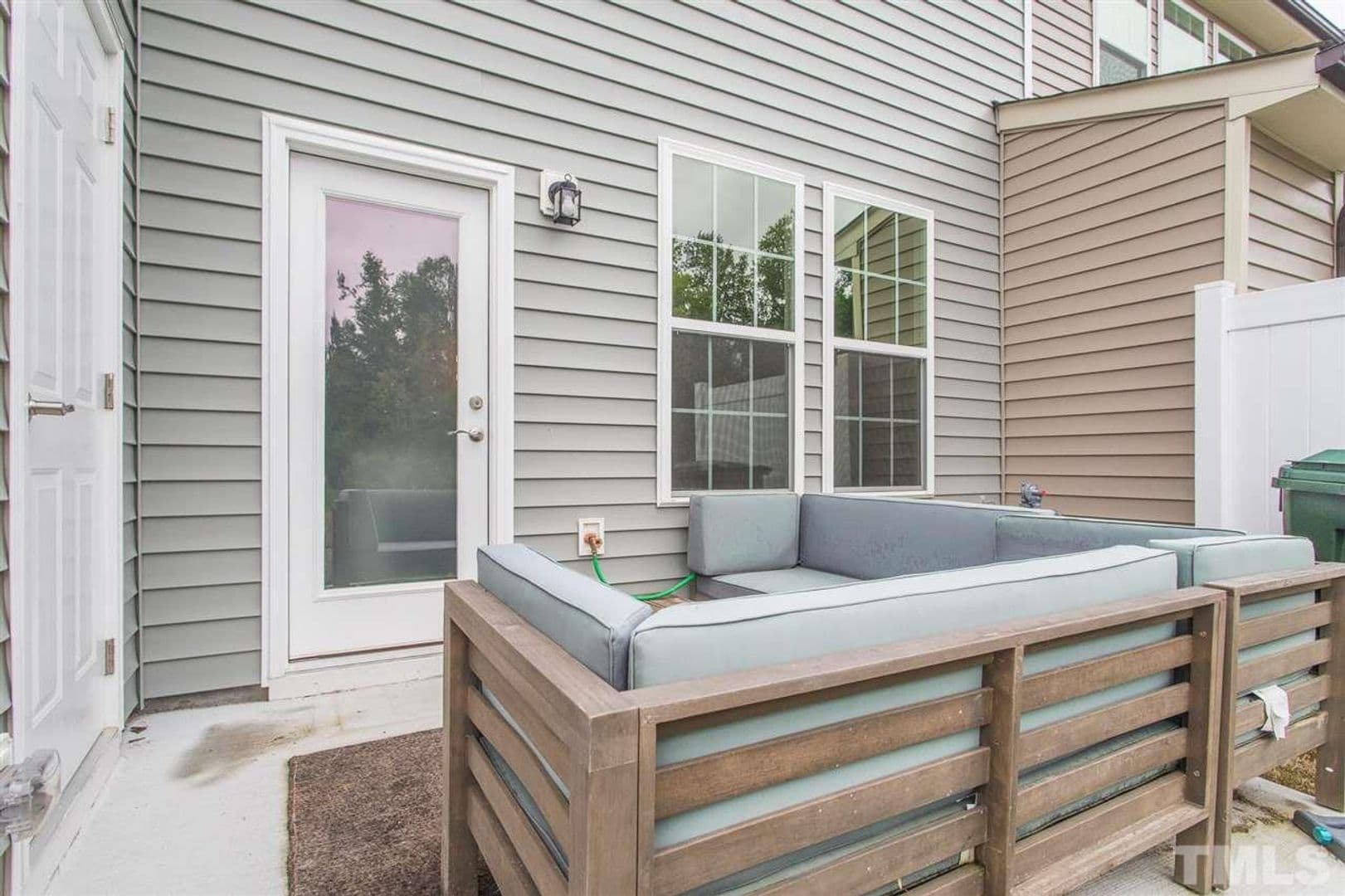 Raleigh House: 4707 Princess Lita Way
