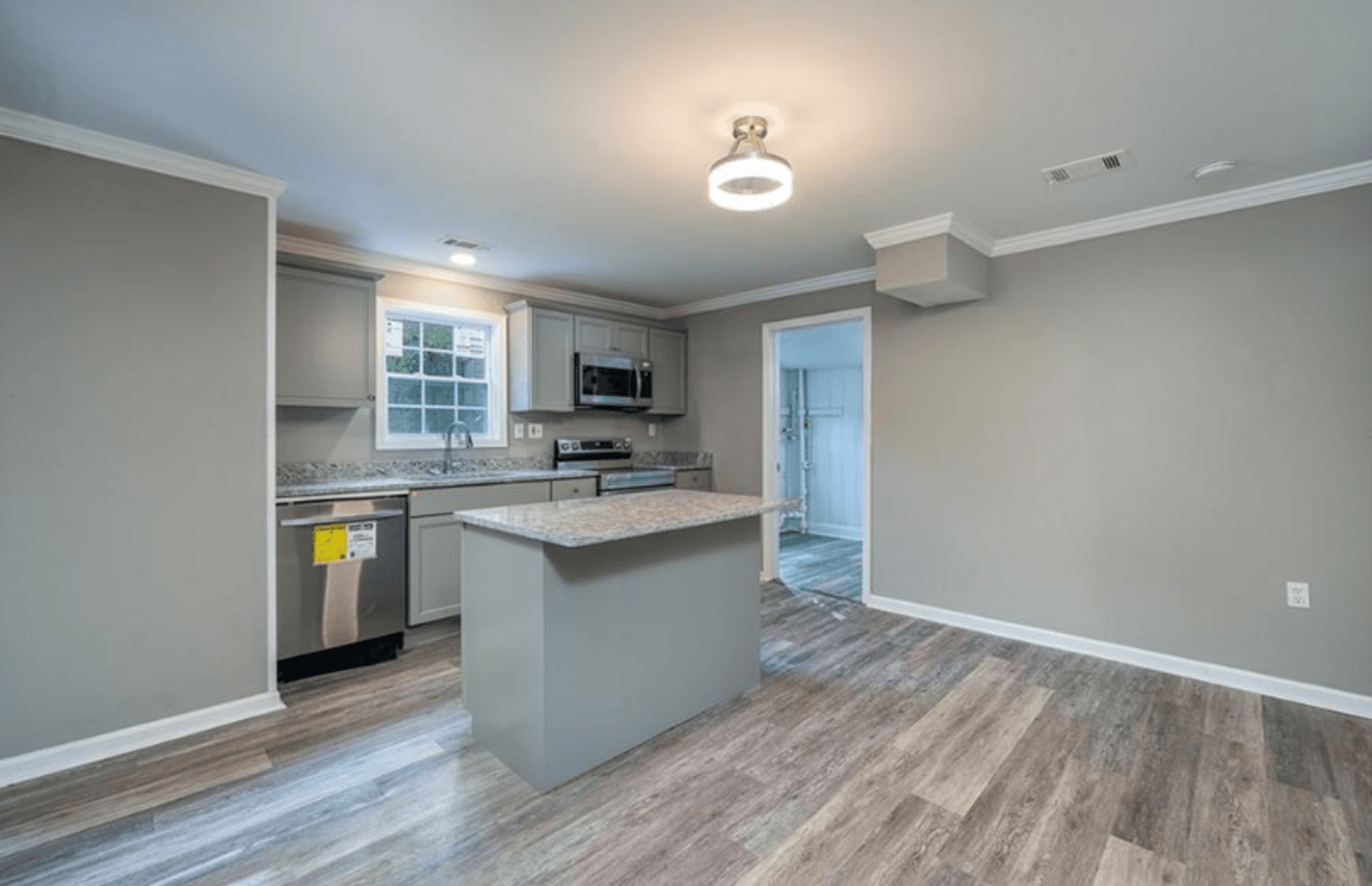 Atlanta House: 3028 Grand Ave