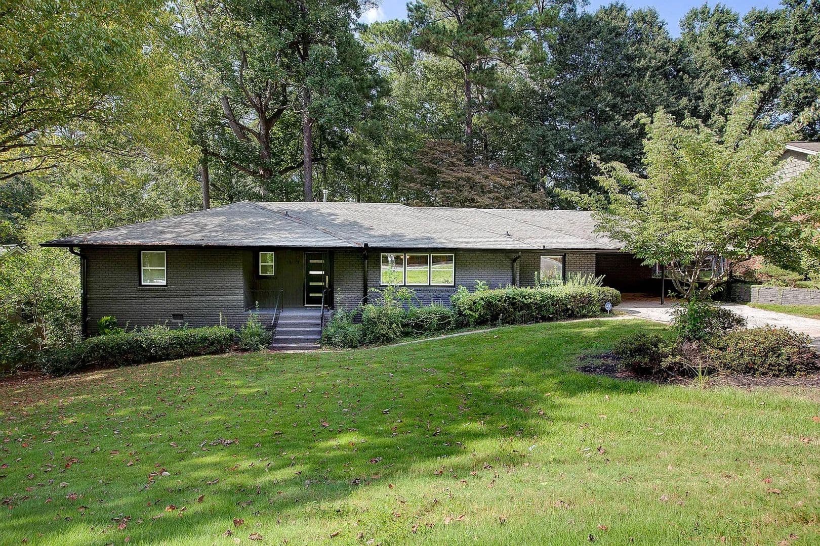 Smyrna House: 1573 Cooper Lake Rd SE