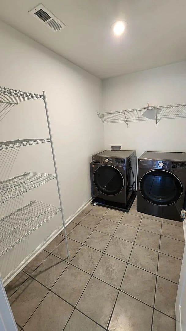 Charlotte House: 11148 Godwit Ln